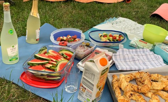 Viele Sommerabschluss-Feiern | Tai-Chi macht Picknick
